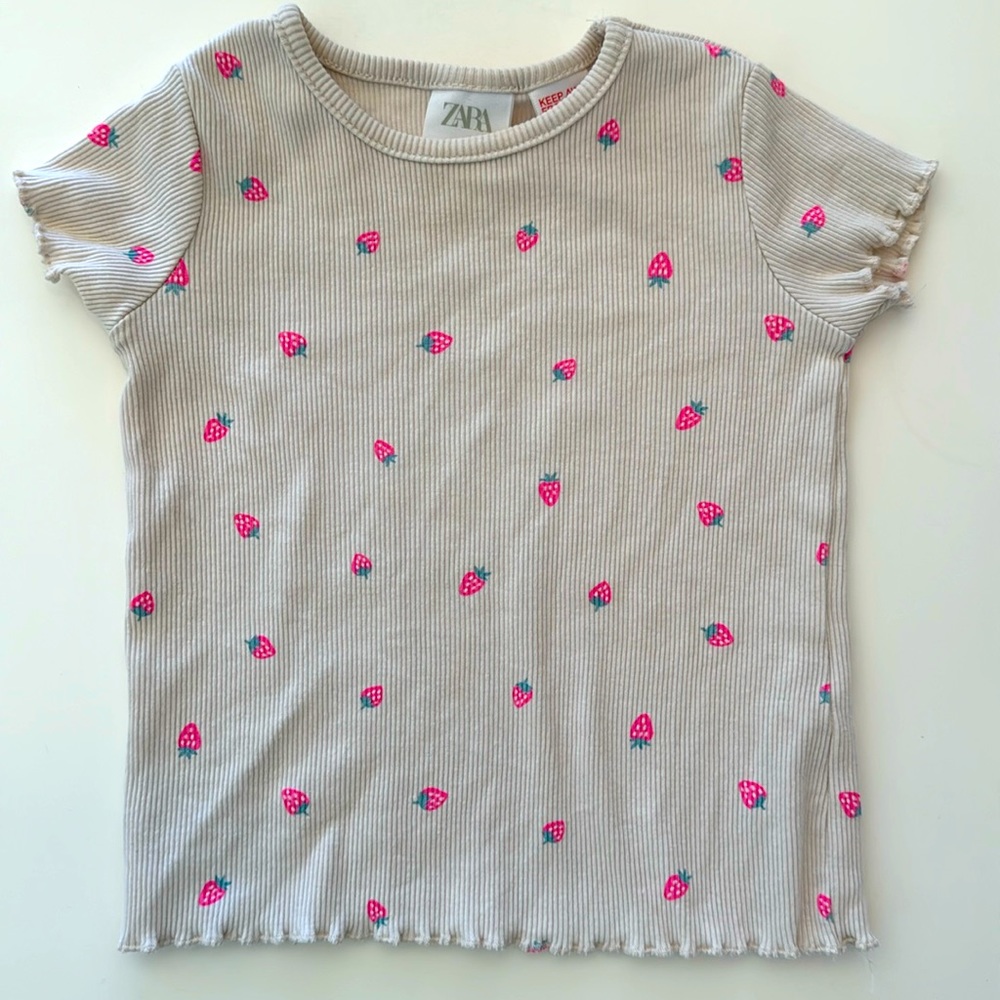 Zara strawberries top size 12-18 months